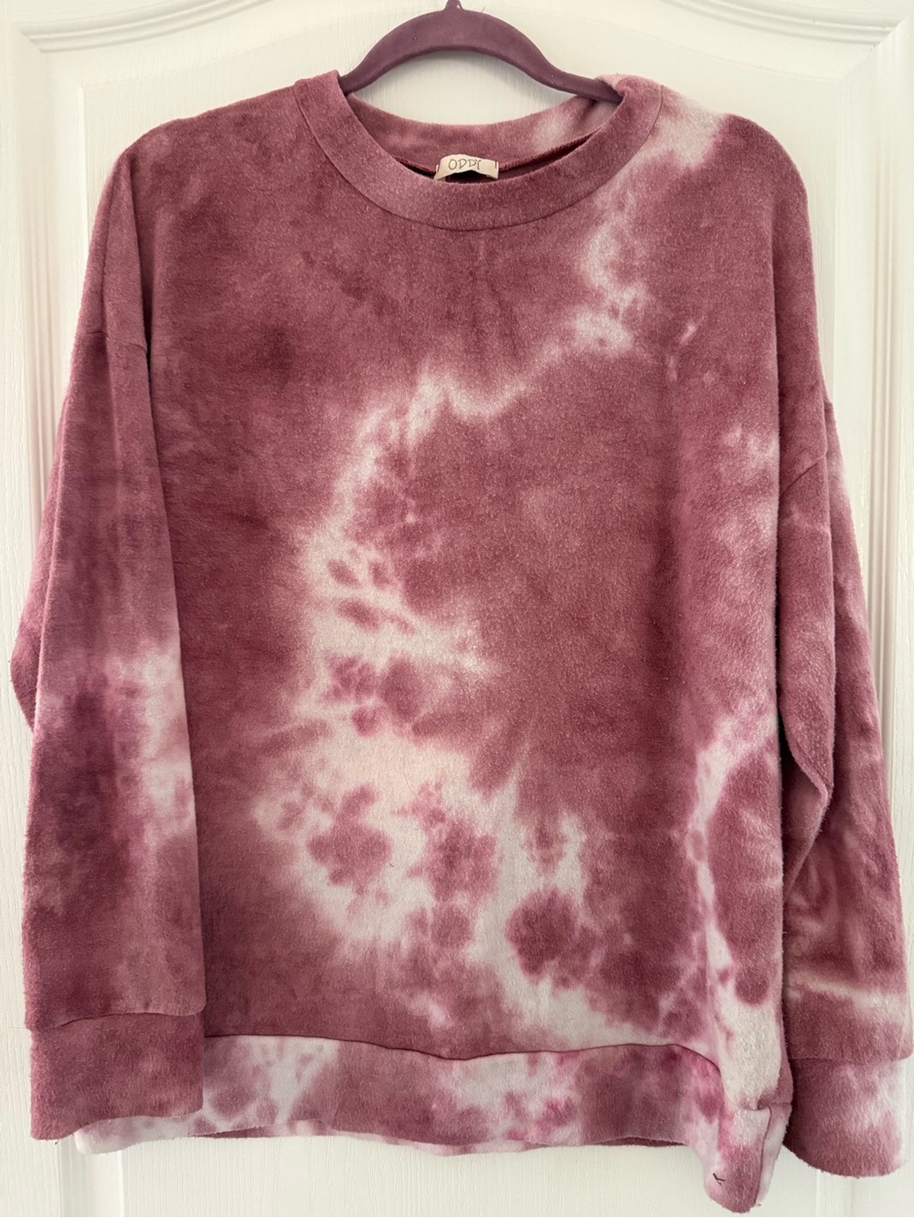 Oddy Tie-Dye Plush Crewneck Sweatshirt in Mauve in Size Medium